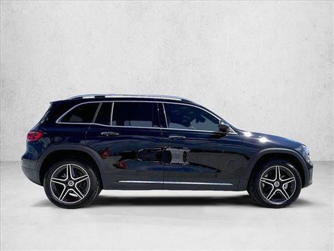 Used 2026 Mercedes-Benz GLB 250 image 5