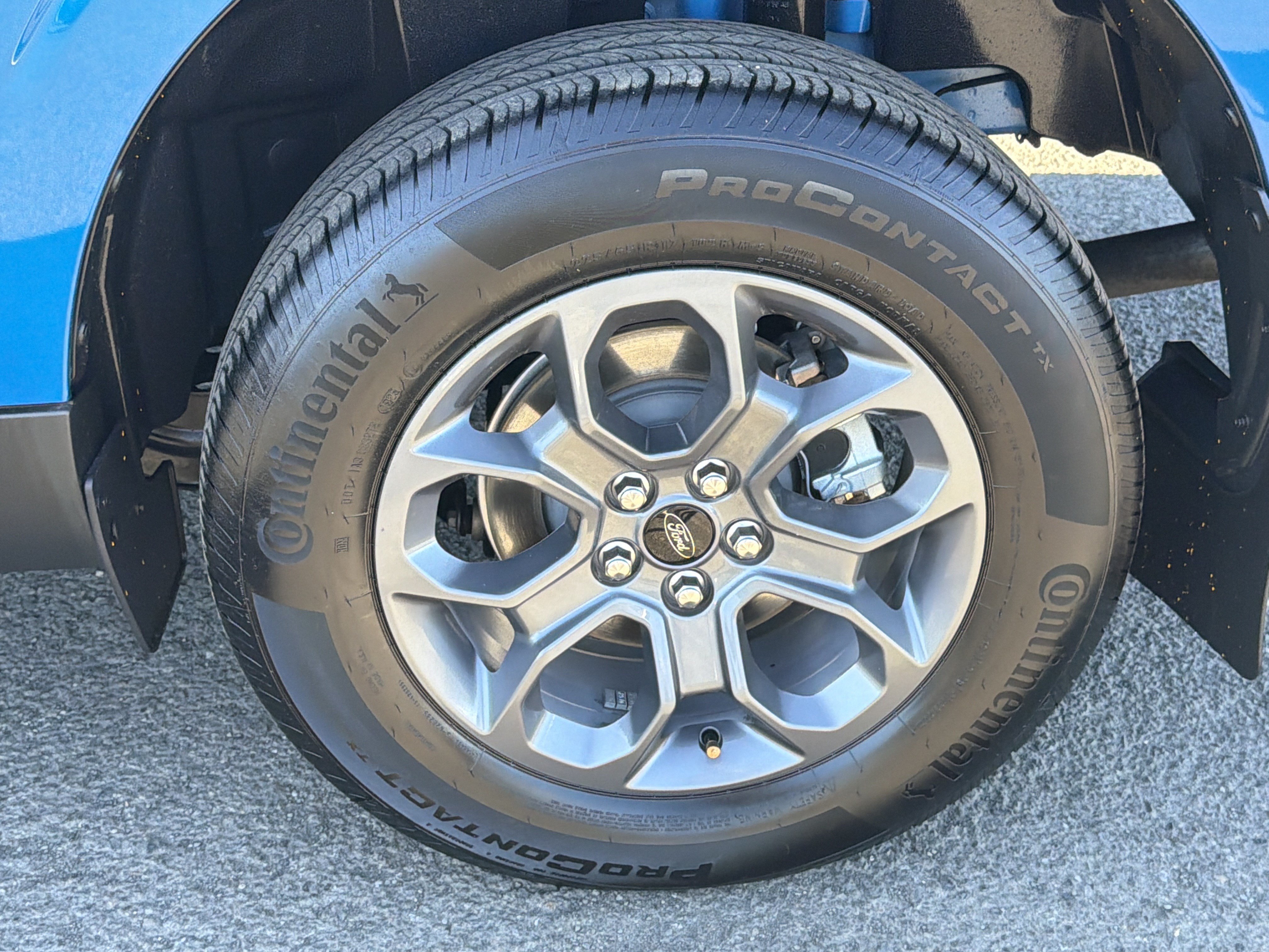 Used 2025 Ford Maverick XLT w/ Equipment Group 302A AWD/4WD image 25
