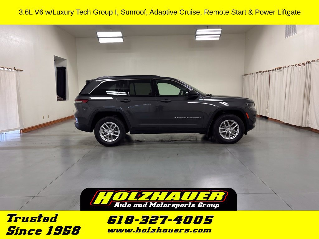 Used 2024 Jeep Grand Cherokee Laredo X w/ Luxury Tech Group I AWD/4WD image 1