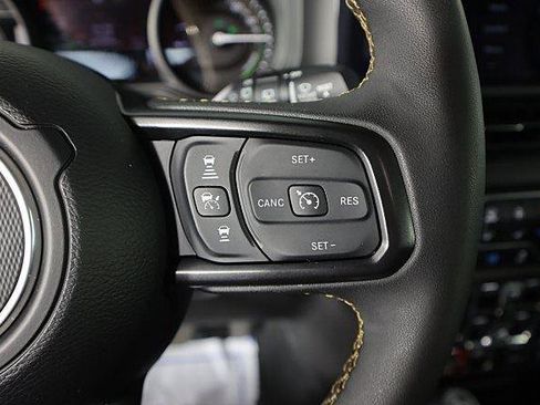 Used 2024 Jeep Wrangler Willys image 44