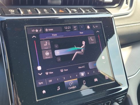 New 2025 Jeep Grand Cherokee L Altitude image 14