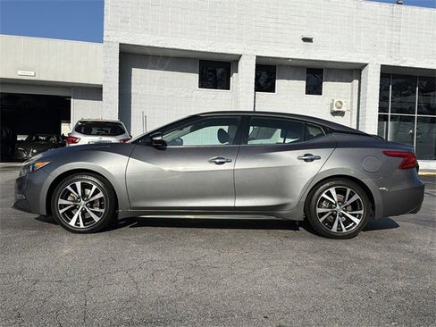 Used 2017 Nissan Maxima 3.5 SL image 2