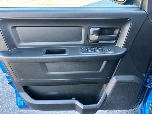 Used 2019 RAM 1500 Express w/ Express Value Package RWD image 8