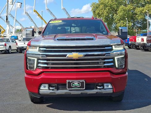 Used 2021 Chevrolet Silverado 3500 High Country image 3