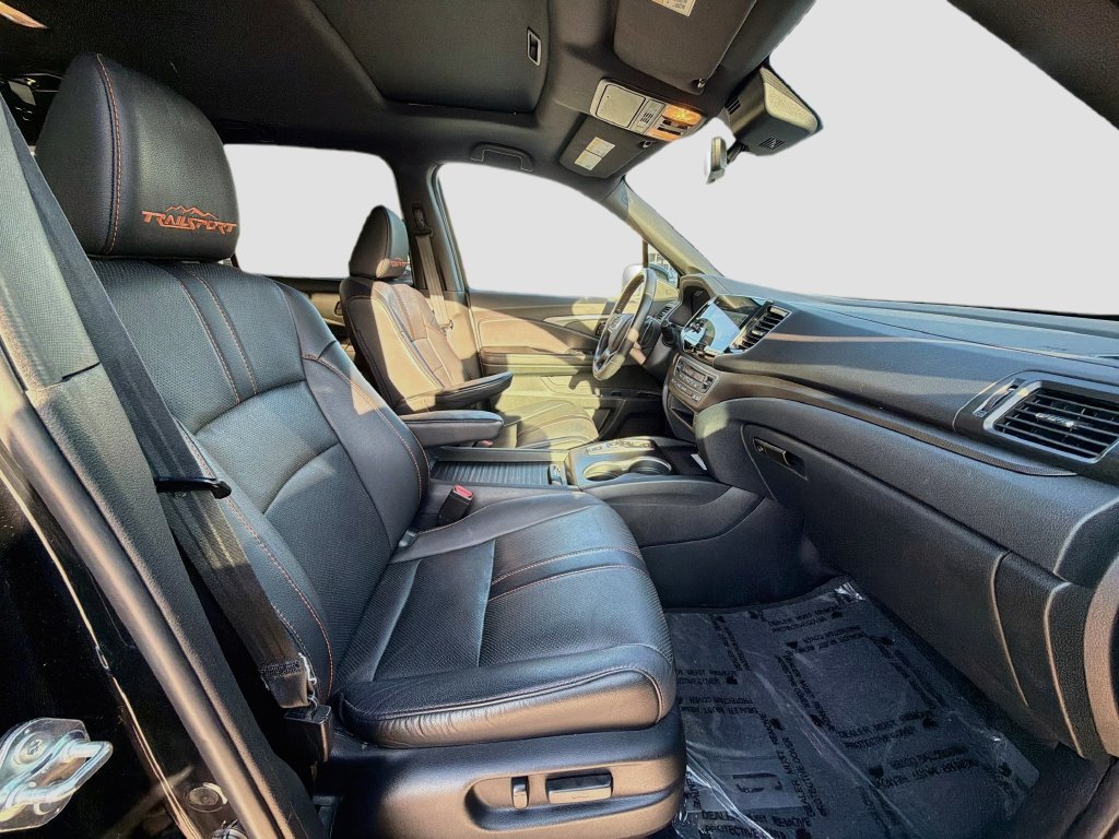 Certified 2023 Honda Passport TrailSport image 33