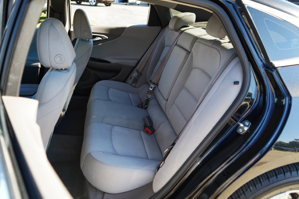 Used 2024 Chevrolet Malibu LT FWD image 9