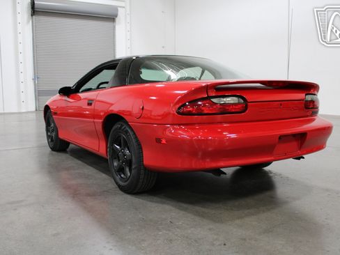 Used 1993 Chevrolet Camaro Z28 RWD image 24