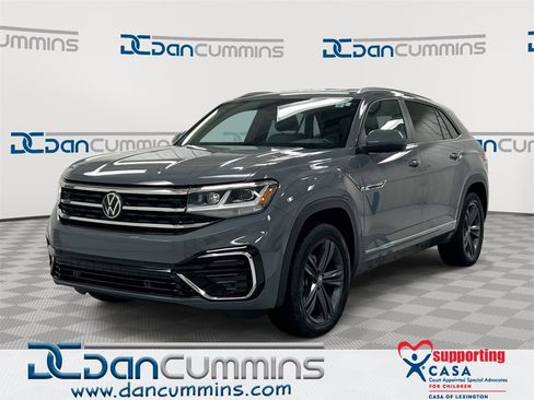 Used 2021 Volkswagen Atlas Cross Sport SE image 1