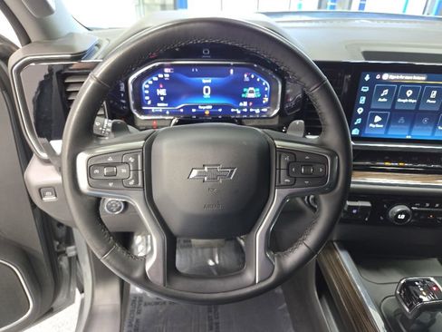 Used 2024 Chevrolet Silverado 1500 RST AWD/4WD image 12