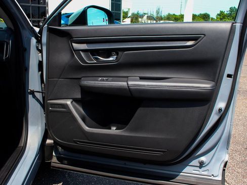 Used 2024 Honda CR-V EX image 10