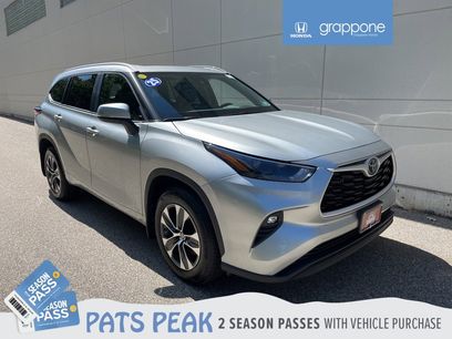 Used 2025 Toyota Highlander XLE