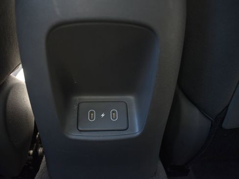 Used 2024 Hyundai Elantra SEL FWD image 27