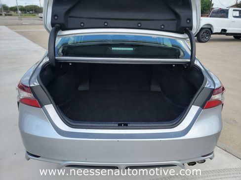 Used 2024 Toyota Camry SE FWD image 29