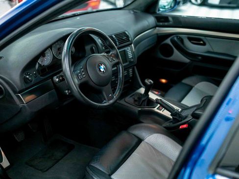 Used 2002 BMW M5 RWD image 2