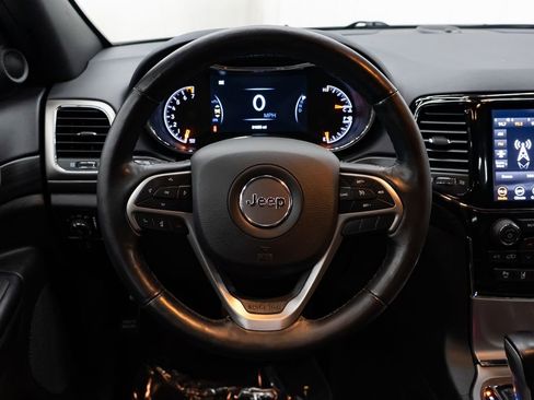 Used 2020 Jeep Grand Cherokee Laredo w/ Quick Order Package 2BN North AWD/4WD image 14