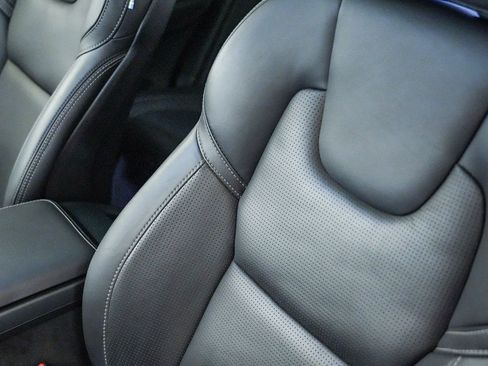 Certified 2023 Volvo XC60 T8 Ultimate w/ Protection Package Premier AWD/4WD image 27