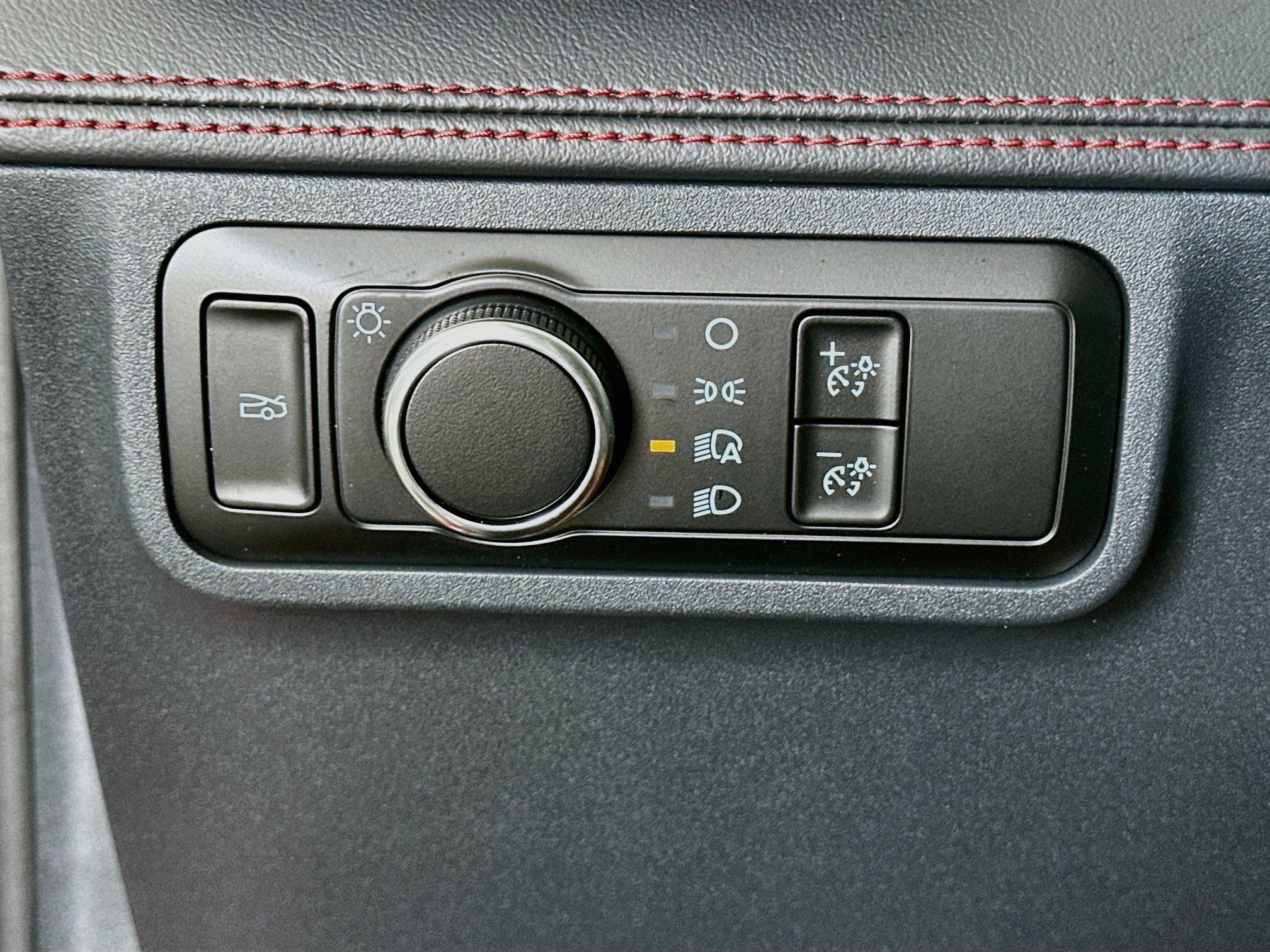 Used 2024 Ford Mustang GT Premium RWD image 17