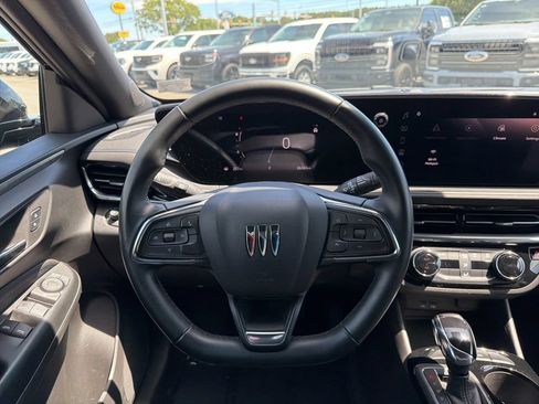 Used 2025 Buick Envista Sport Touring FWD image 24
