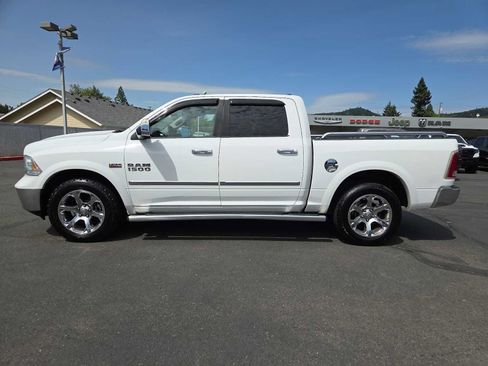 Used 2013 RAM 1500 Laramie w/ Convenience Group AWD/4WD image 11