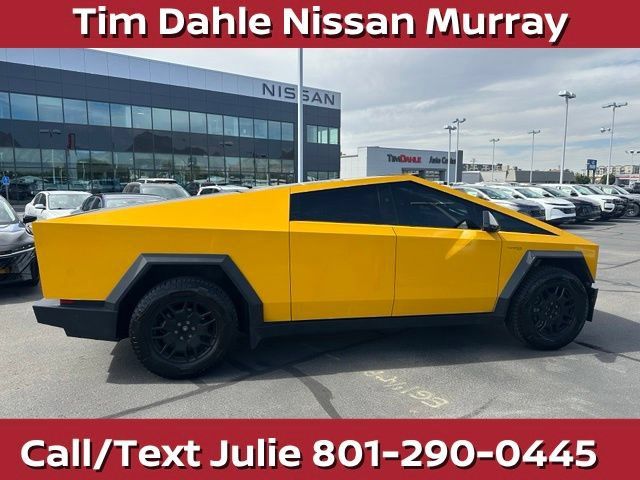 Used 2024 Tesla Cybertruck Cyberbeast AWD/4WD image 13