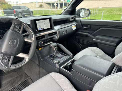 New 2025 Toyota Tacoma SR5 image 20