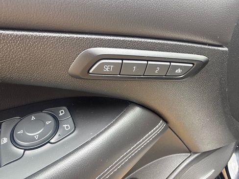 Used 2019 Buick LaCrosse Essence w/ Sun and Shade Package AWD/4WD image 20