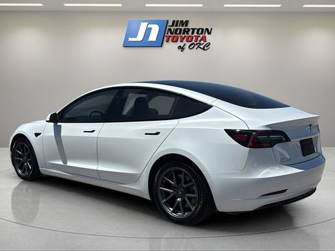Used 2021 Tesla Model 3 Standard Range Plus RWD image 7