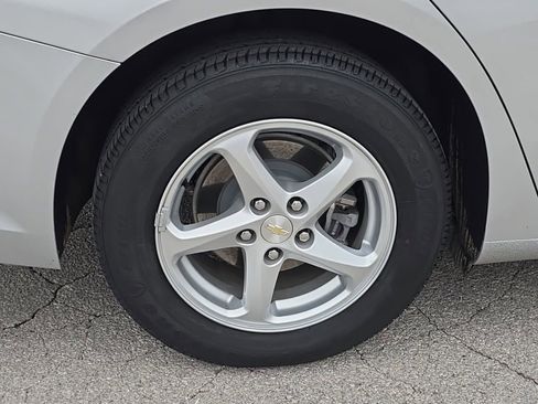 Used 2017 Chevrolet Malibu LS w/ LPO, Convenience Package 1 image 8