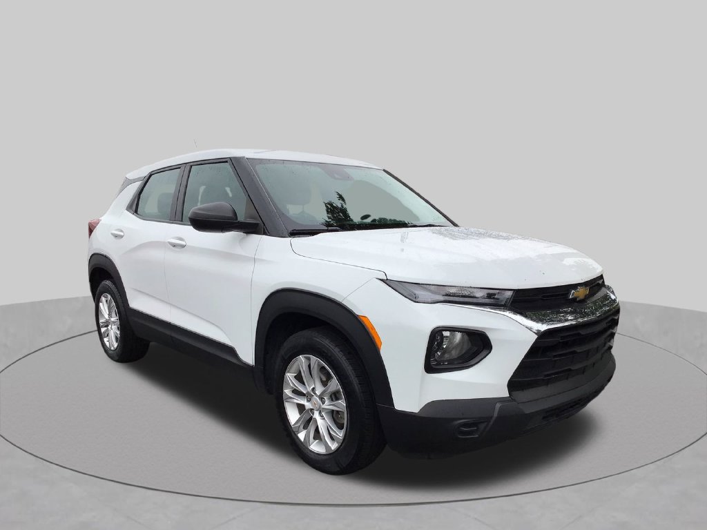 Used 2023 Chevrolet TrailBlazer LS FWD image 4