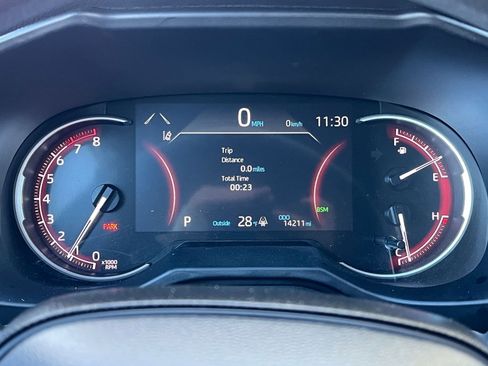 Used 2025 Toyota RAV4 XLE image 39