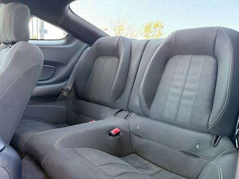 Used 2018 Ford Mustang Coupe image 17