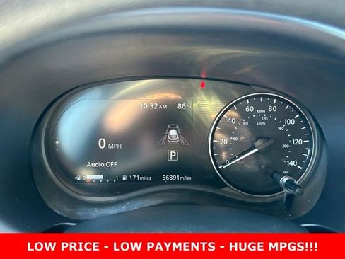 Used 2023 Nissan Kicks SV FWD image 18