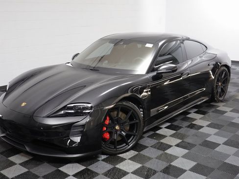 Used 2023 Porsche Taycan GTS image 2