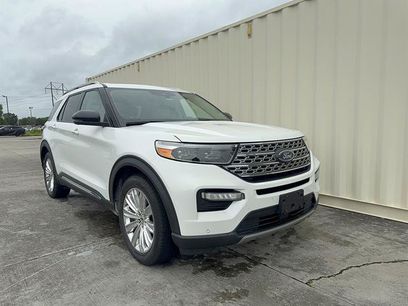 Used 2023 Ford Explorer Limited w/ Limited Technology Package