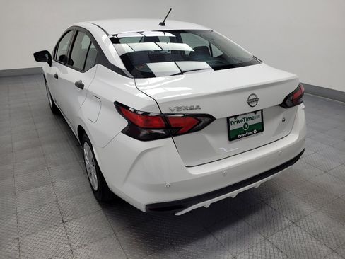 Used 2024 Nissan Versa S FWD image 6