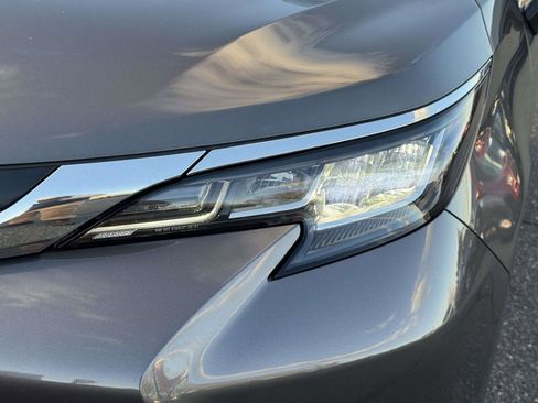 Certified 2023 Toyota Sienna LE image 7