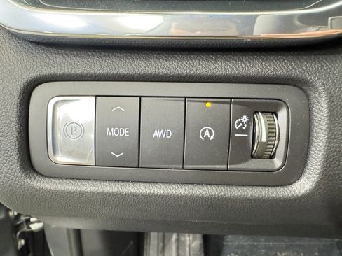 New 2026 GMC Acadia Elevation image 19