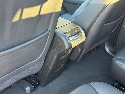 Certified 2025 Cadillac XT6 Premium Luxury image 26