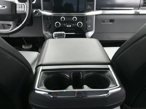 Used 2023 Ford F150 Lariat AWD/4WD image 18