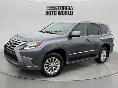 Used 2018 Lexus GX 460 Premium w/ Premium Package image 8