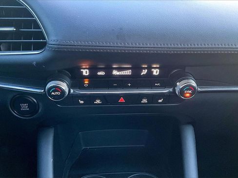 Used 2023 MAZDA MAZDA3 s image 30