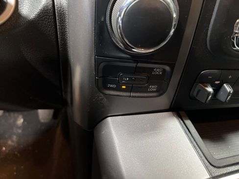Used 2023 RAM 1500 Classic SLT w/ Trailer & Traction Group AWD/4WD image 28