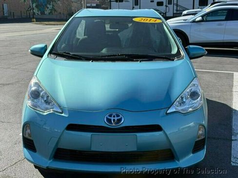 Used 2014 Toyota Prius C Two image 5