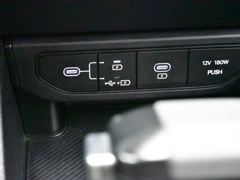 Used 2025 Kia K4 FWD image 25