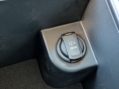 New 2026 Kia Sportage LX FWD image 34