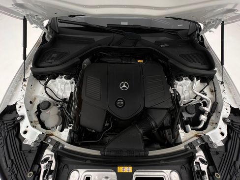 Used 2023 Mercedes-Benz GLC 300 GLC 300 image 23