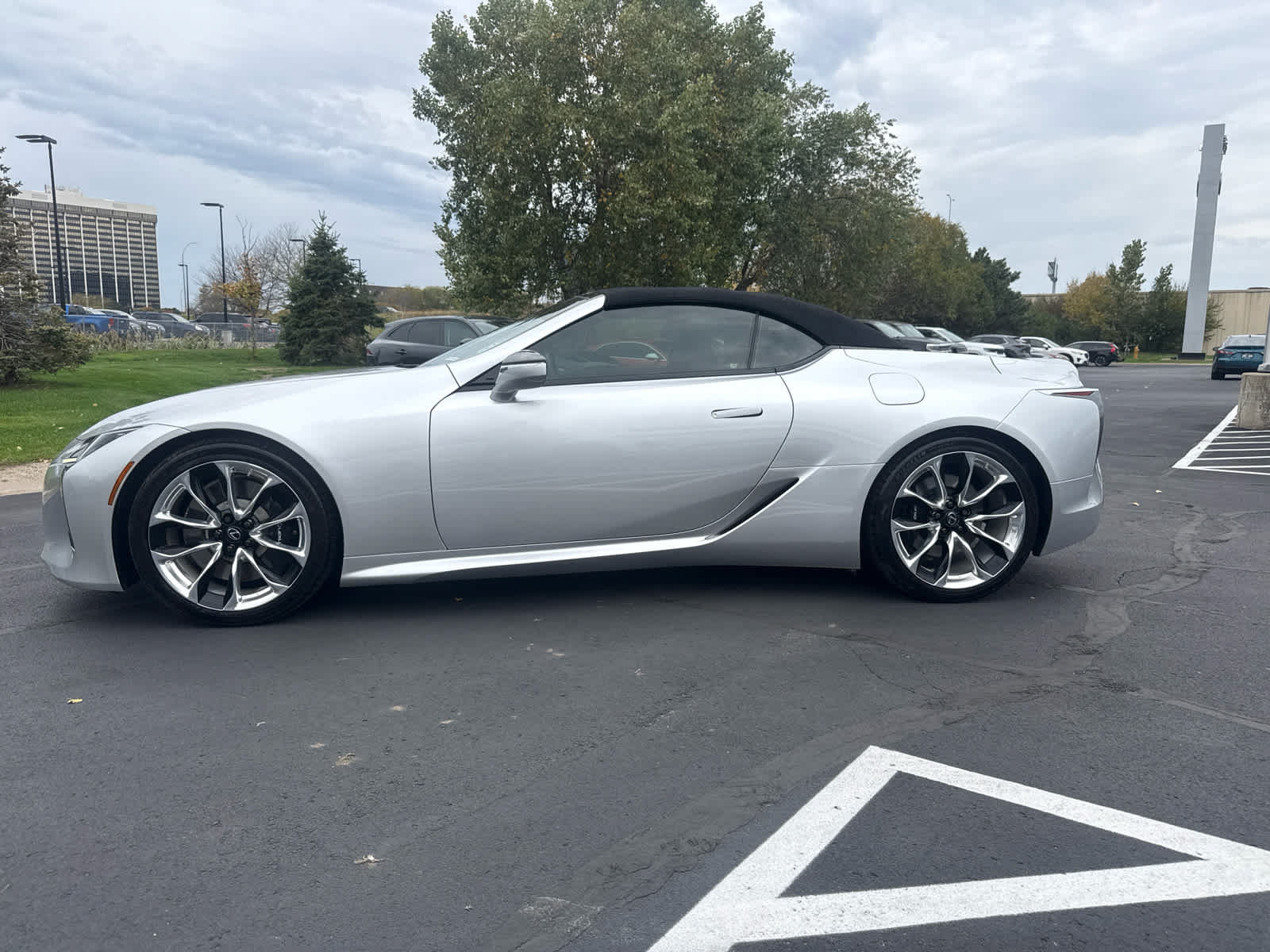 Used 2021 Lexus LC 500 Convertible w/ Touring Package RWD image 2