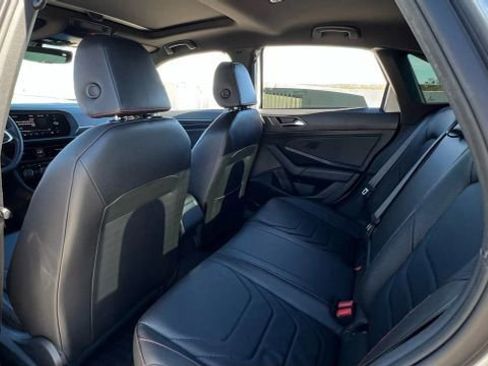 Used 2019 Volkswagen Jetta GLI Autobahn image 24