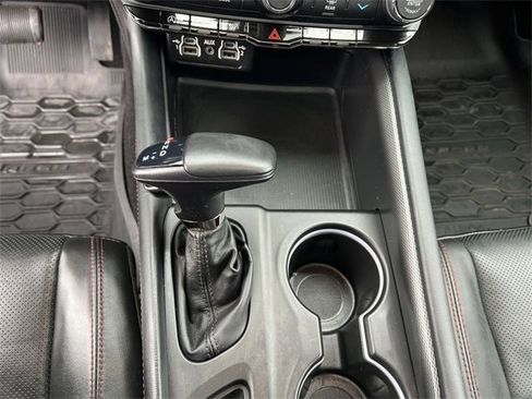Used 2024 Dodge Durango GT image 22