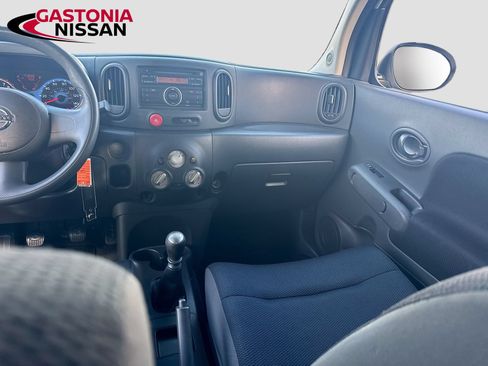 Used 2010 Nissan Cube 1.8 w/ Interior Designer Pkg FWD image 27